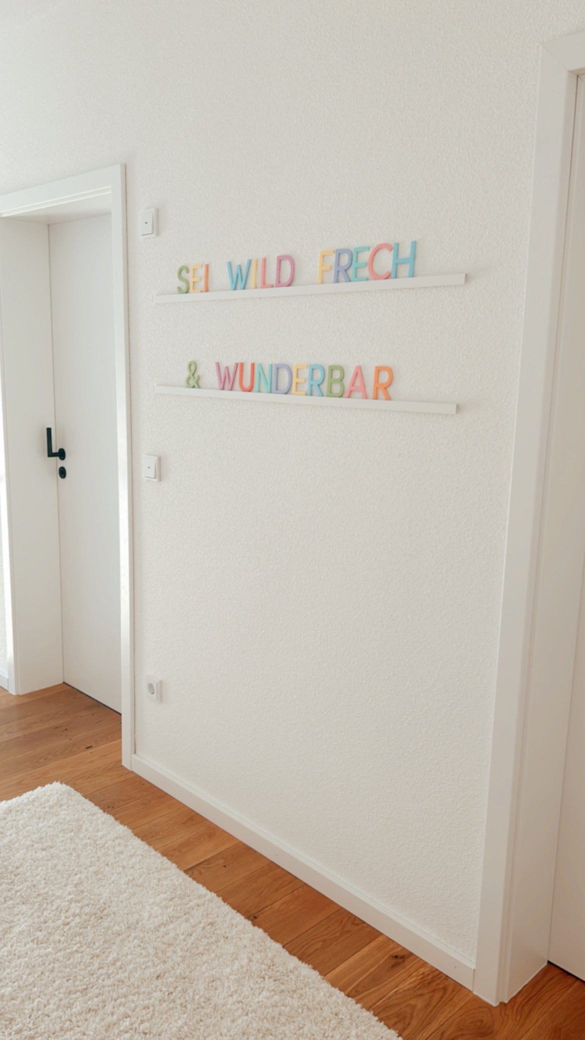 Schriftzug in bunt "wild, frech & wunderbar" für Letterboard