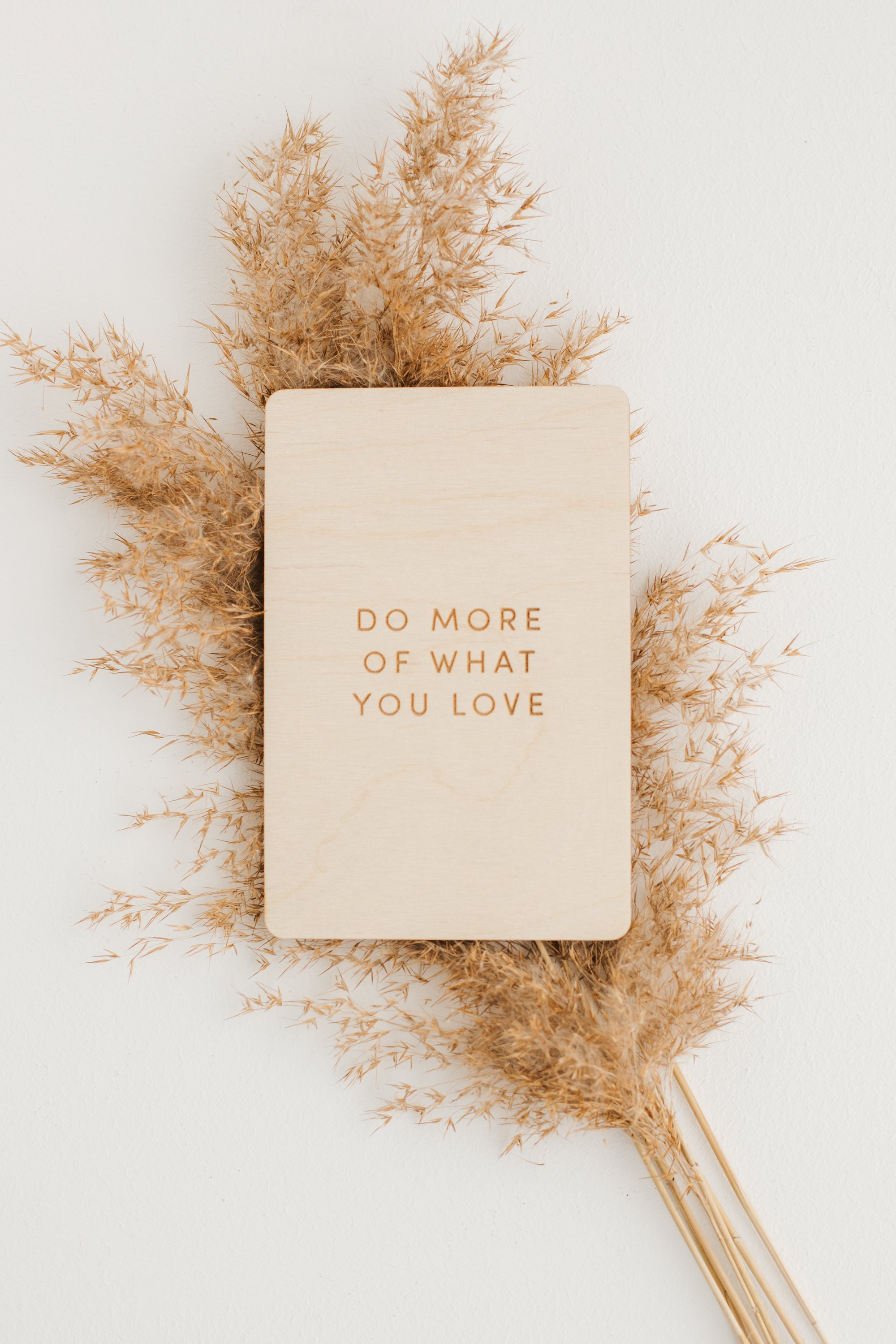 Holzkarte Do what you love
