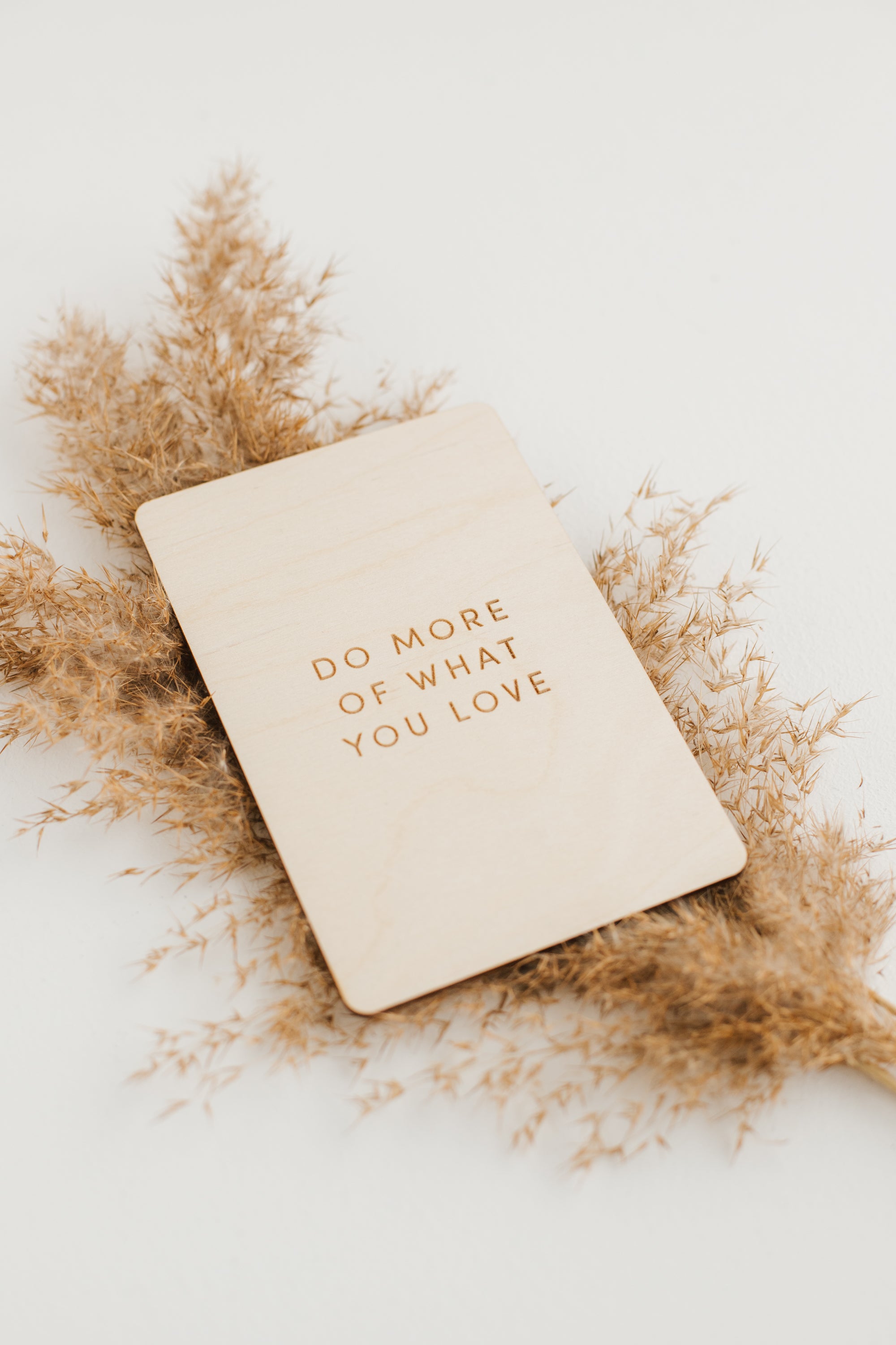 Holzkarte Do what you love