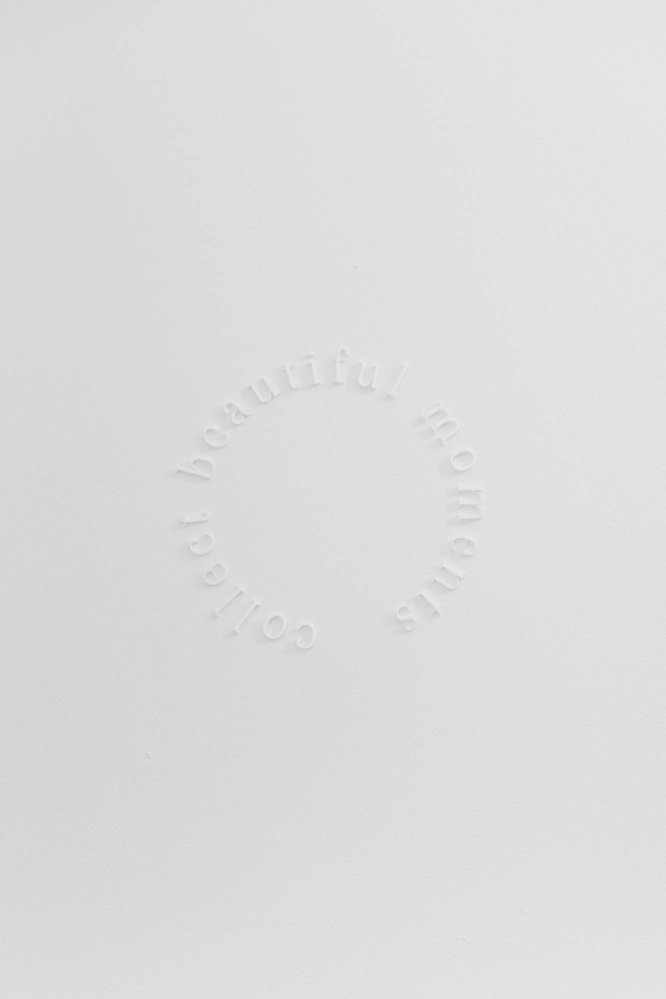 Wandschriftzug "Collect beautiful moments"