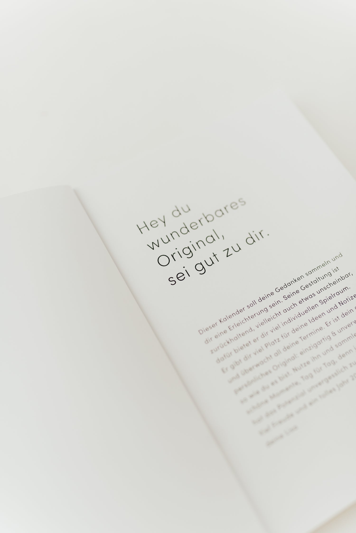 B-Ware Buchkalender 2025