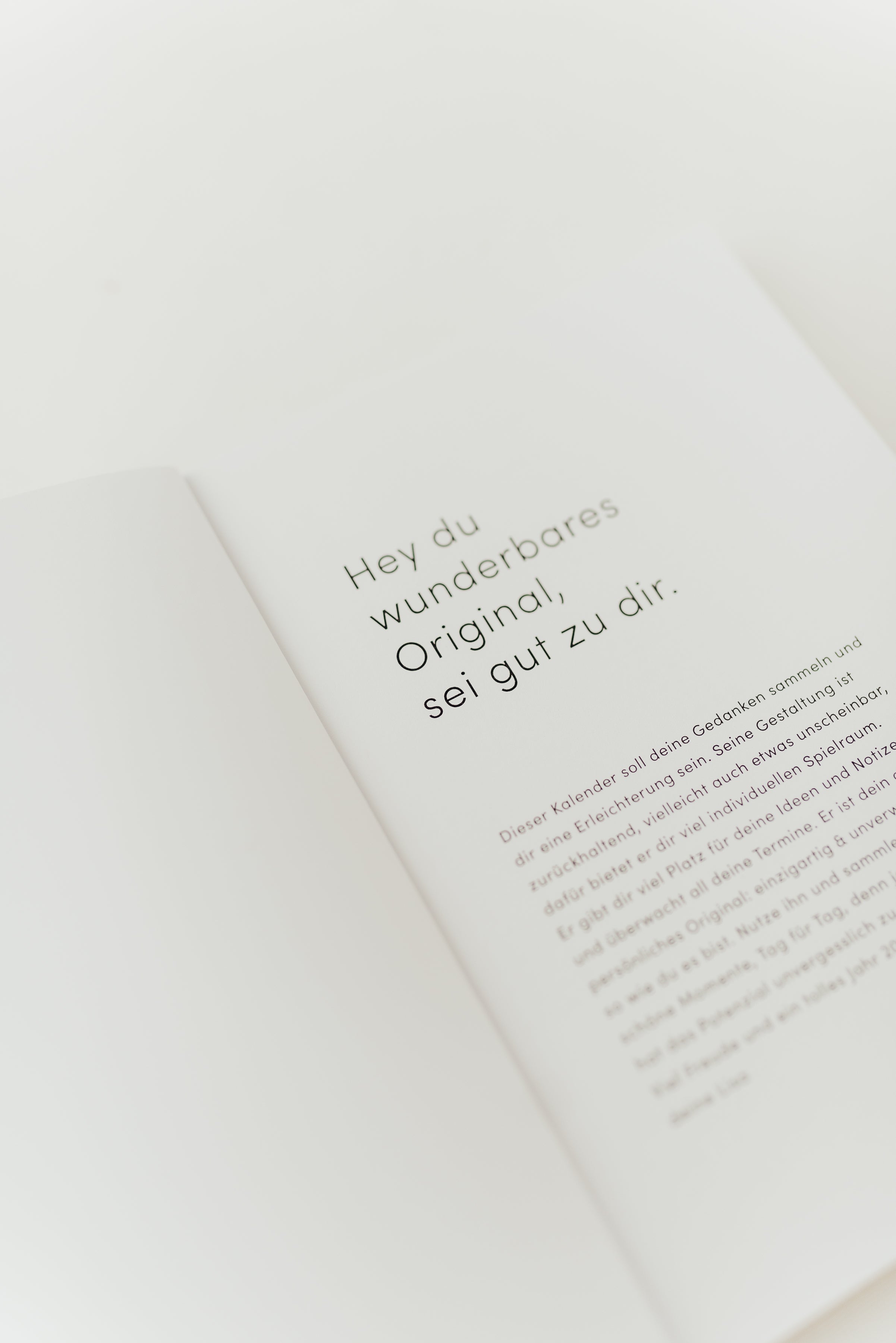 B-Ware Buchkalender 2025
