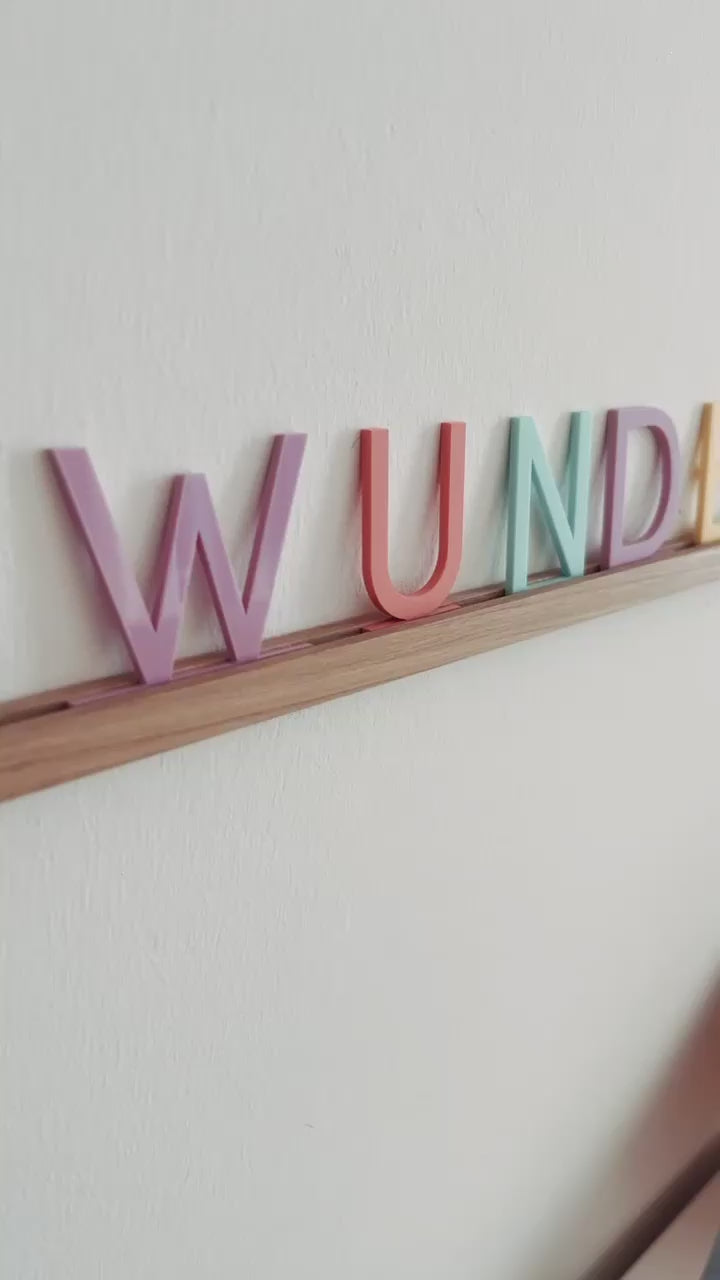 Deko Buchstabe für Letterboard in bunt, kleine Version