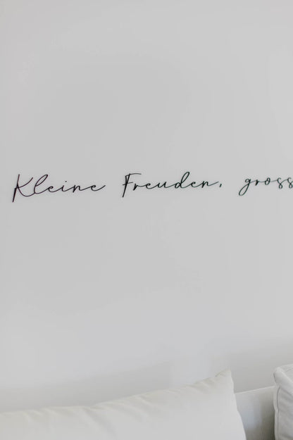 Wandschriftzug &quot;Kleine Freuden, großes Glück&quot;