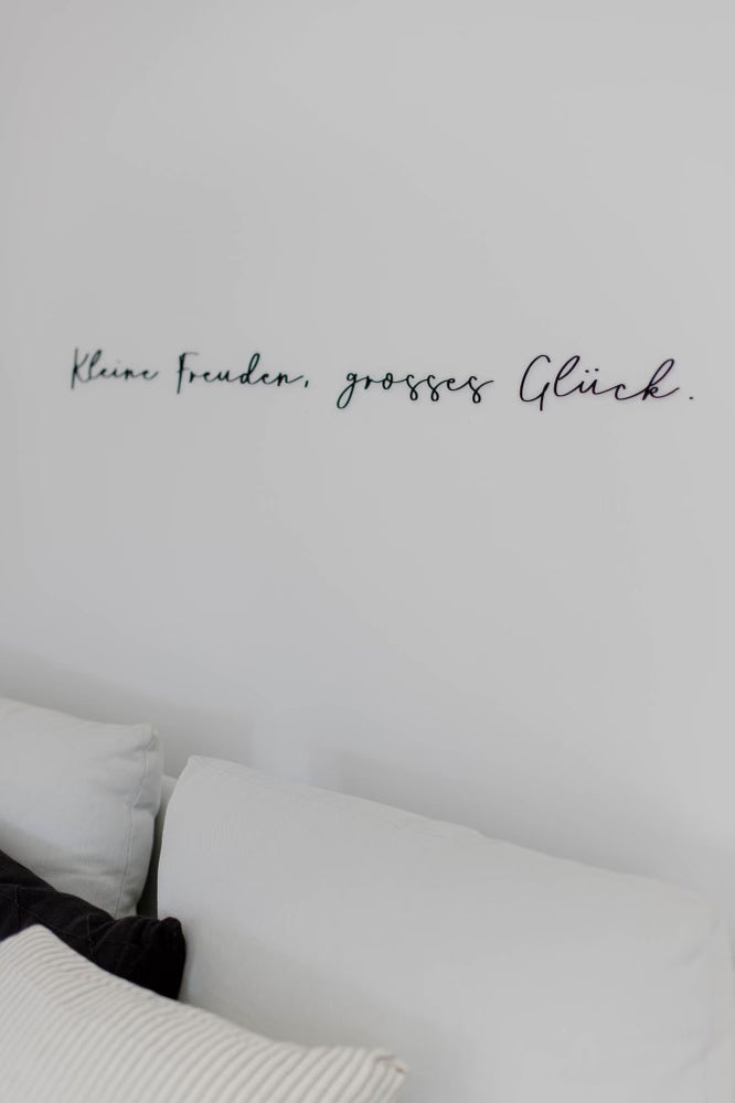 Wandschriftzug &quot;Kleine Freuden, großes Glück&quot;